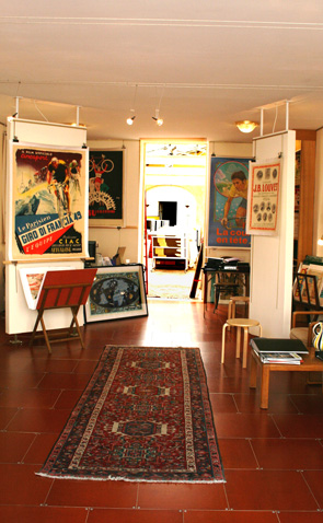 Visitez les expositions d'affiches et de posters exposs&eacute;es a BEAUNE